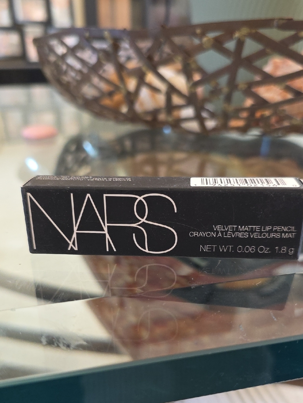 NARS Velvet Matte Lip Pencil_Cruella 1.8h